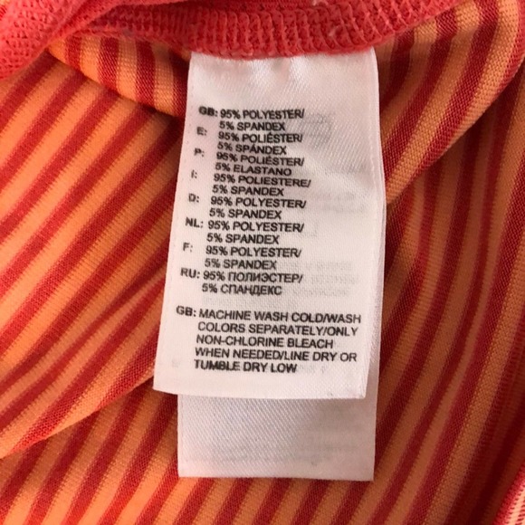 The North Face Fitted VaporWick Athletic Top Sz M - Picture 8 of 10